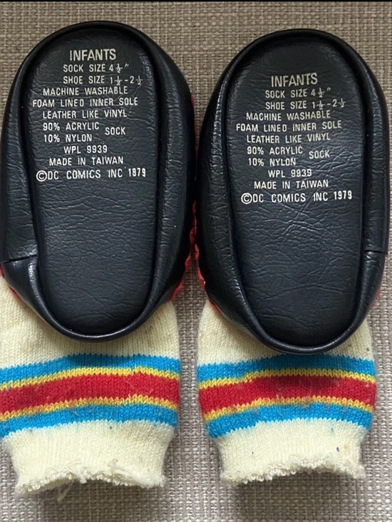 1979 Superman Vintage DC Comics Baby Shoes Photography Prop Collectible 70s - Picture 2 of 4
